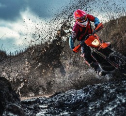 pg电子官网：两极格局！意甲名宿断言，国米与那不勒斯若持续强势，余者仅能角逐欧冠席位