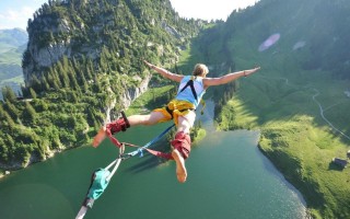 pg电子模拟器-中国裁判组迎来最幸福下岗时刻，荣耀书写体育新篇章