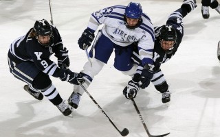 pg电子官网_杜兰特全面发挥贡献28+10+4 火箭主场119-113力克公牛稳固季后赛席位